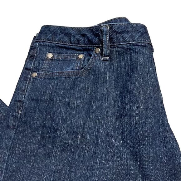 Capri Pants Woman’s Size 12 Mid Rise Dark Wash Denim Stretch Jeans Liz Claiborne - Picture 4 of 10